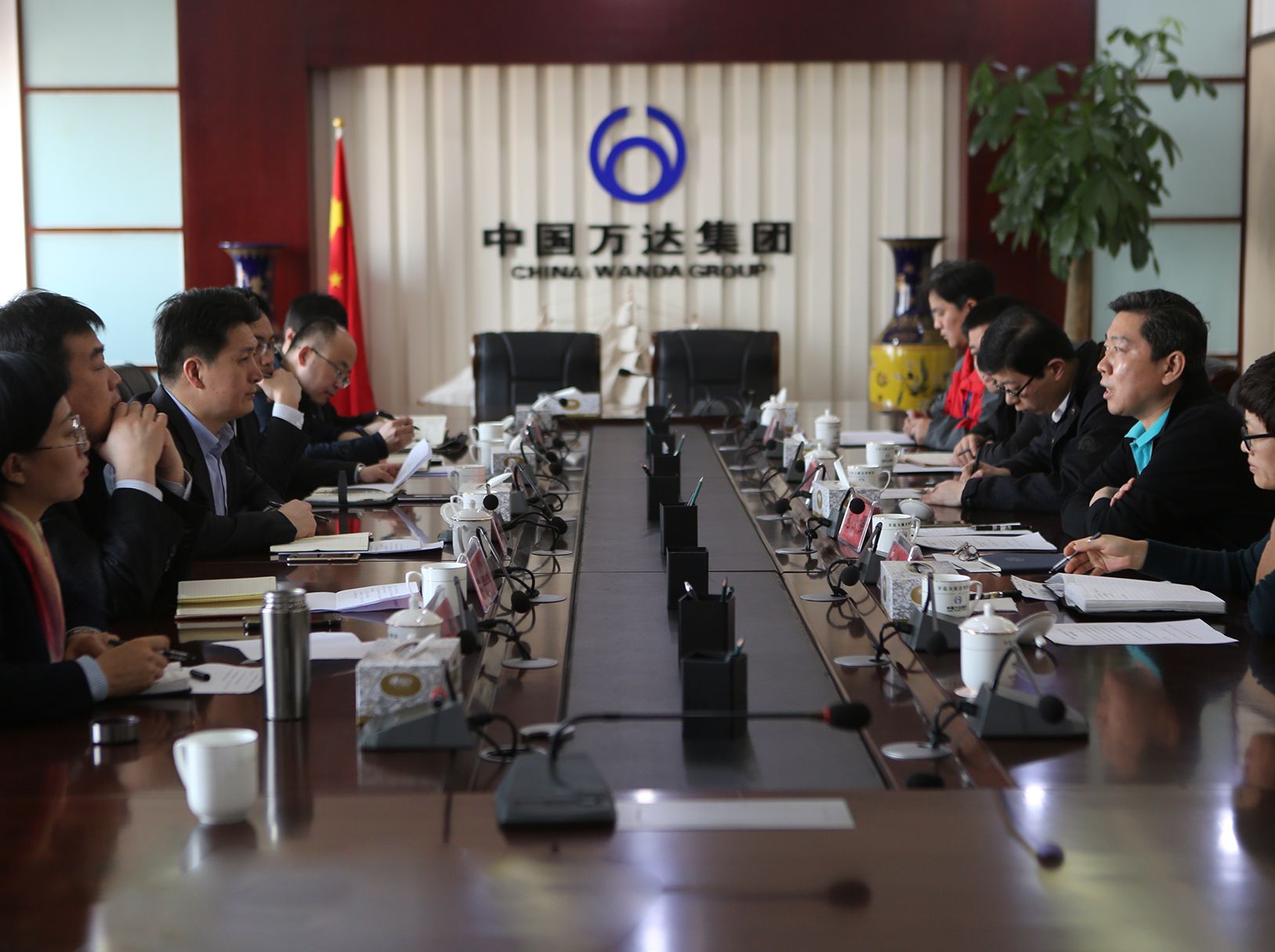 吳明鉑副區(qū)長(zhǎng)一行走進(jìn)萬(wàn)達(dá)集團(tuán)開(kāi)展“人才服務(wù)進(jìn)百企”活動(dòng)