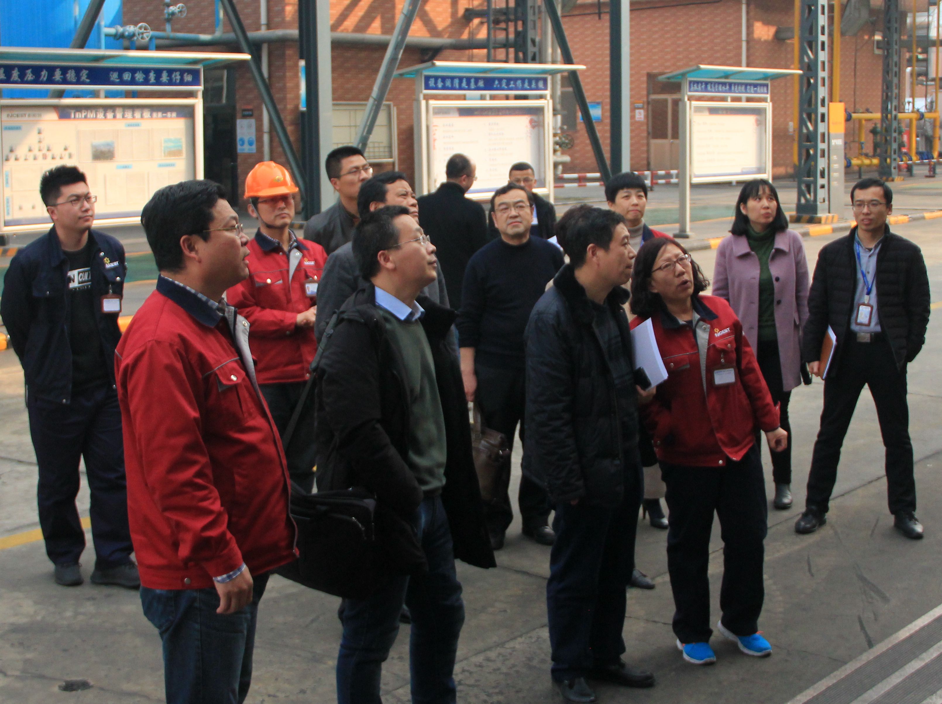 萬(wàn)達(dá)兩實(shí)驗(yàn)室通過(guò)東營(yíng)市重點(diǎn)實(shí)驗(yàn)室驗(yàn)收