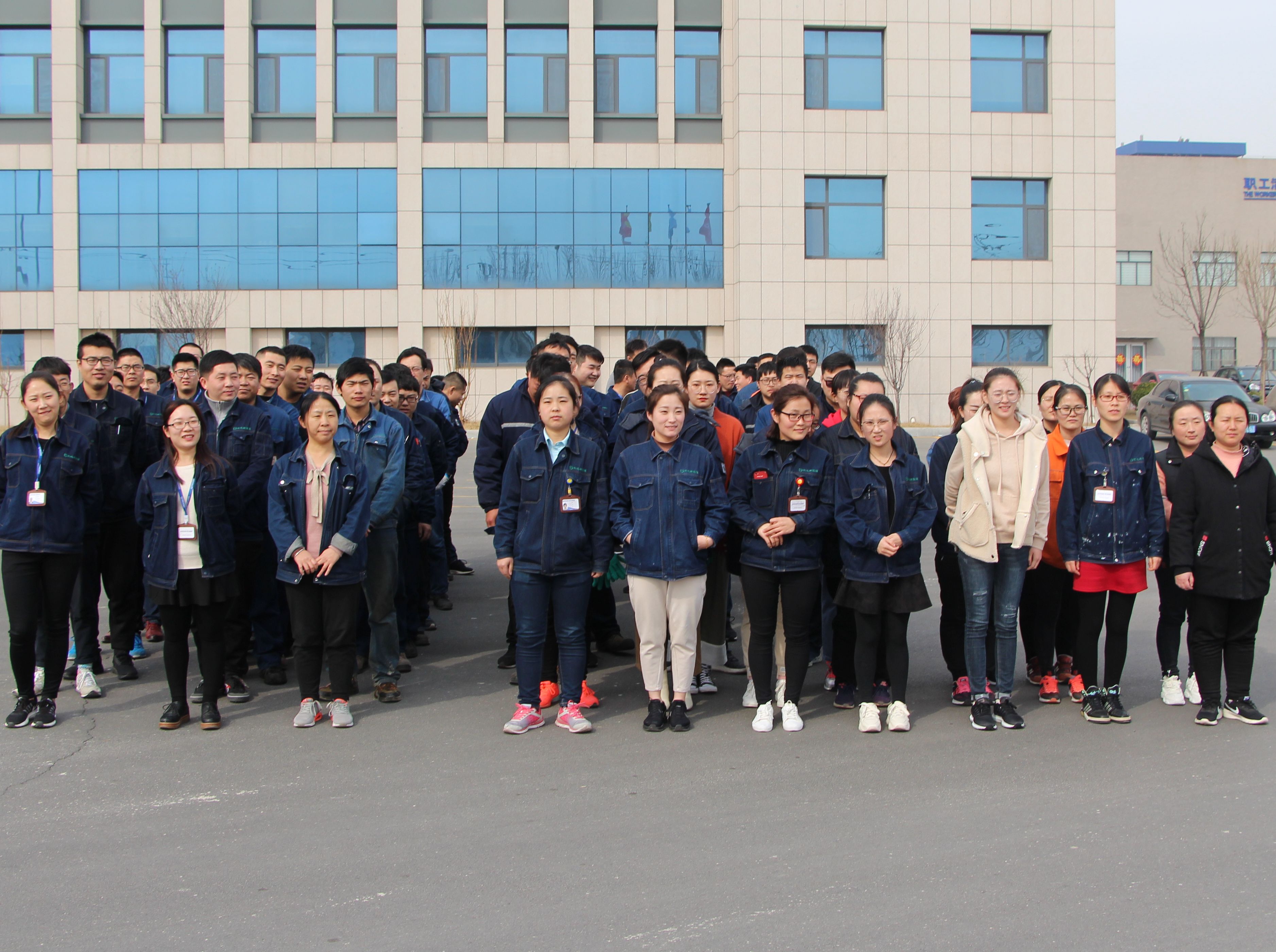 興達(dá)公司:關(guān)愛女職工，開展“三八女神節(jié)”專題活動(dòng)